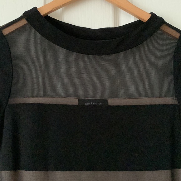 Black Dress. Size 6 - Picture 2 of 5